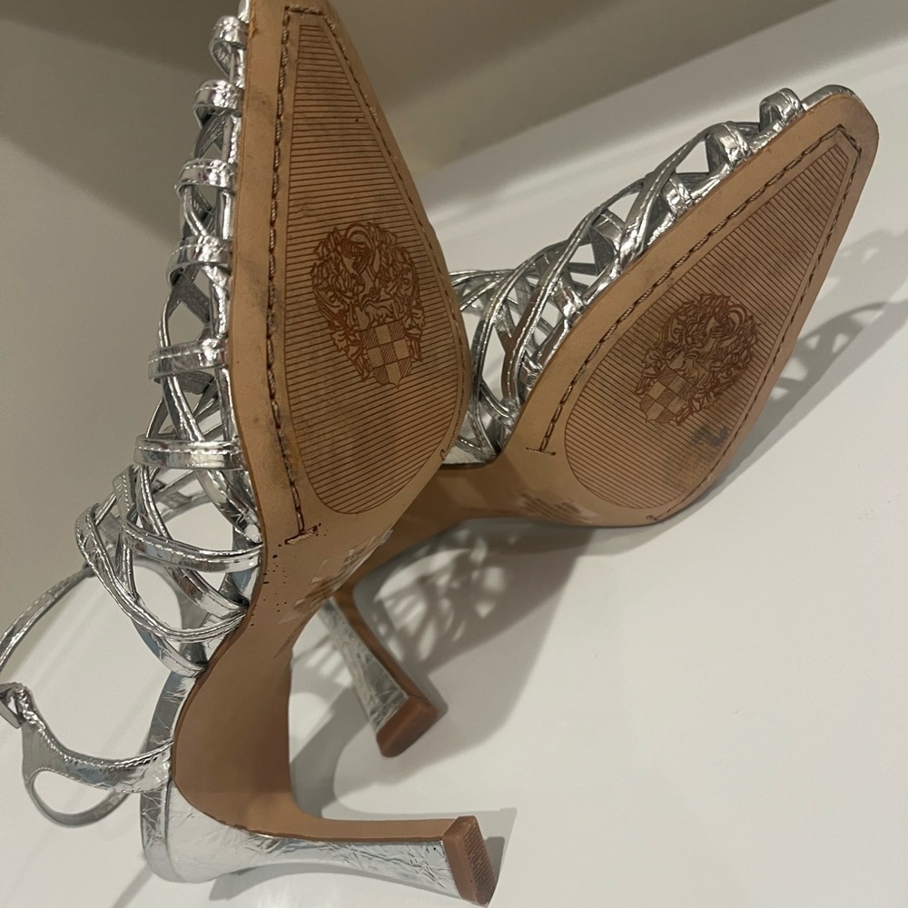 Vince‎ Camuto Women's Silver Strappy - Picture 4 of 7